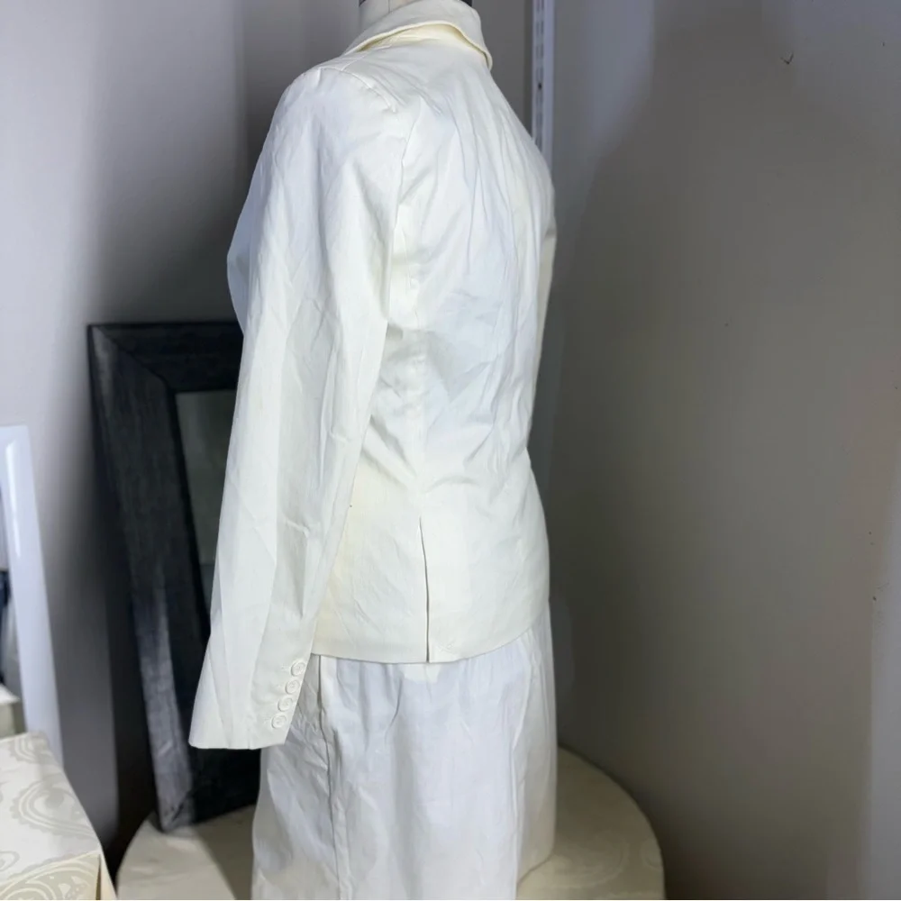 New York & Company cream color suit set Tailored Blazer with Notched Lapels